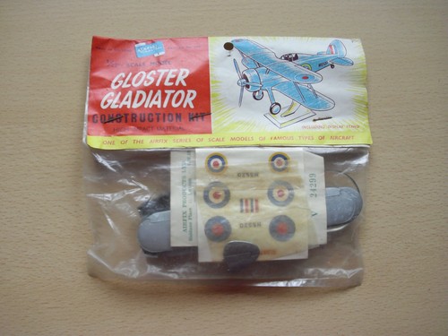 Airfix gloster gladiator model - gloster,