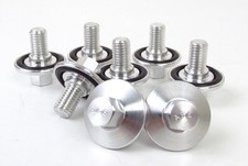 Bulloni coprivalvola leggeri