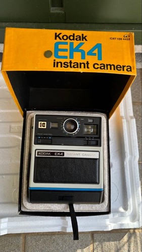 Corpo fotocamera istantanea