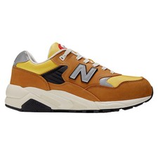 New Balance 580 Abbigliamento