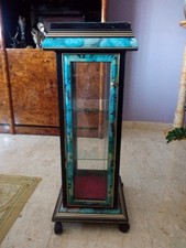 vetrinetta espositiva stile cinese elegante. Altezza 83 cm profondità 32.5 cm. 