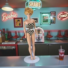 Vintage 1961 White Ginger #850