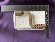 Vecchio attrezzo per stufa a