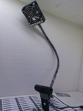 ASPIRATORE CON LUCE A PINZA DA BANCO SALDATURA ASPIRA FUMI NEW ENTRY