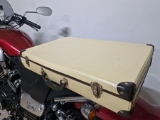 Vecchia Valigia cartone