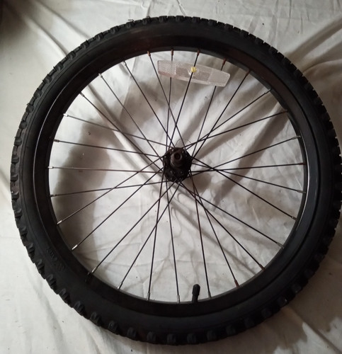 Ruota anteriore bici - anteriore,
