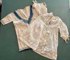 Abiti Antichi Vestiti Da Bambina O Per Statue Sacre Con Ricama Fine 800