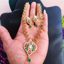 Set Collana E Orecchini