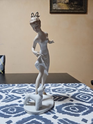 Wallendorf statuina - , in