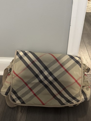 Authentic burberry check print - burberry,