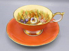 Tazza da tè e piattino