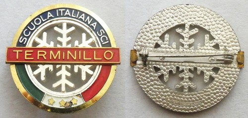 Distintivo smaltato scuola