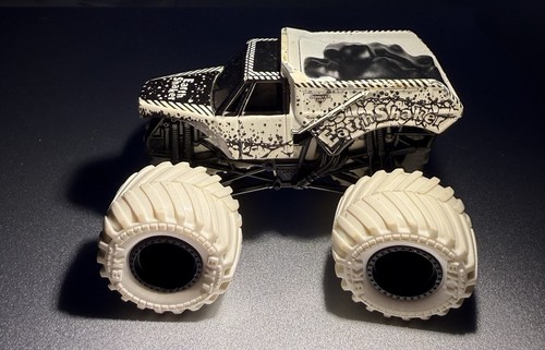 Raro monster jam spin master - raro!,