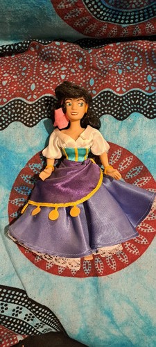 Disney agostini esmeralda - agostini,