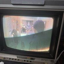 Vintage Commodore 1702 CRT TV