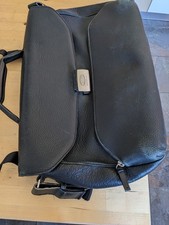 Borsa 24 ore Brics di pelle nera molto stabile e in buone condizioni