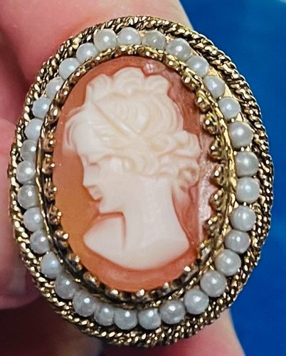Anello cammeo conchiglia