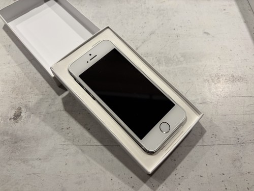 Apple iphone gb - 16,