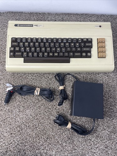 Computer commodore vic - vic-20,