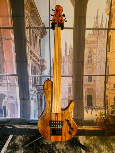 Chyla basses 5 corde - 32'',
