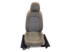 Sedile anteriore sinistro