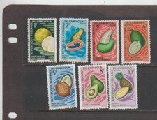 Cameroun Scott #460-464-466-467 Frutt MNH CV $3,65 frutti diversi