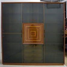 Firmato Frigerio Luciano, raro mobile bar italiano intarsiato "Paganini" 1975