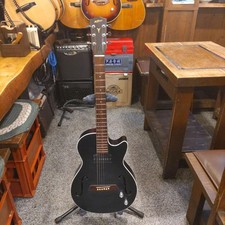 Chitarra acustica-elettrica K.Yairi KYF-1 nera con custodia morbida