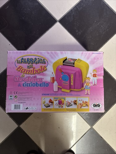 Fabbrica delle bambole - la,