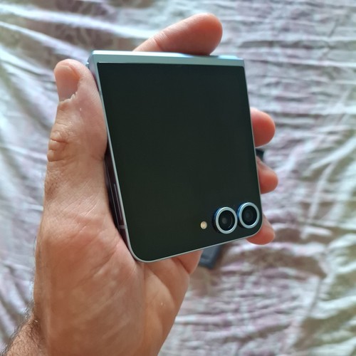 Samsung galaxy flip 12 gb - samsung,