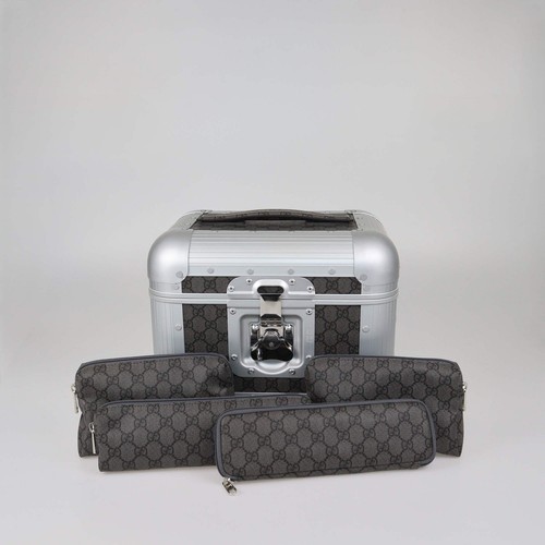 Beauty case gucci - beauty,