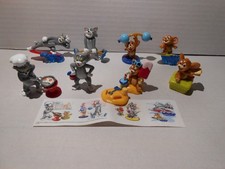 KINDER FERRERO: SERIE 8 TOM & JERRY AL MARE + 1 BPZ.   K04  N. 98-105  2004