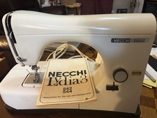 Macchina da cucire Necchi
