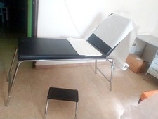 Lettino/scrivania/lampada per