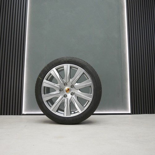 Porsche taycan cerchione - porsche,