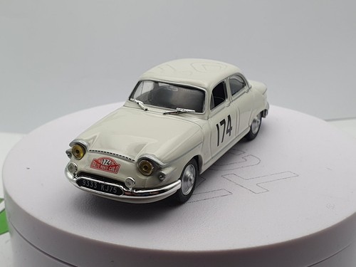 Panhard edicola 1 43 - 17, 1/43
