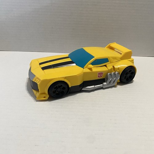Modellino auto giocattolo