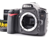Near Mint + Nikon D90 Digital SLR DSLR 12,3MP Corpo fotocamera 19818 scatti G...