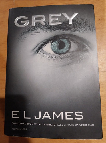 Libro romanzo grey james - romanzo, e.l.
