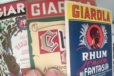 50 e oltre ETICHETTE DIVERSE GIAROLA VINI LIQUORI SCIROPPI CREME APERITIVI-1117