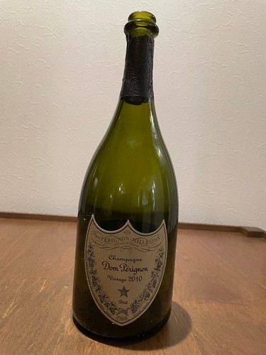 Empty liquor bottle moet - bottle, &