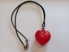 Girocollo Cuore rosso vetro Murano laccetto in caucciù 