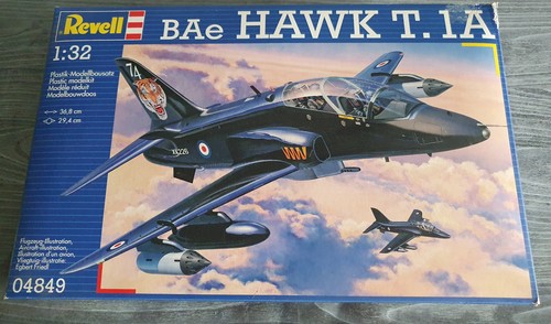 Bae hawk revell 32 - hawk,