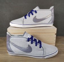 Rare scarpe da ginnastica Nike