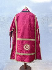 Paramenti sacri antichi. Dalmatica Rossa-seconda metà del XVIII sec.