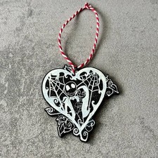 Addobbo natalizio cuore con Jack e Sally – fan art in resina