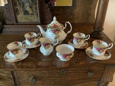 SET Royal Albert Old Country