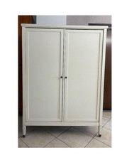 armadio vintage in legno bianco a due 2 ante usato
