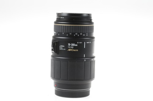 Sigma 300 0 - sigma, apo