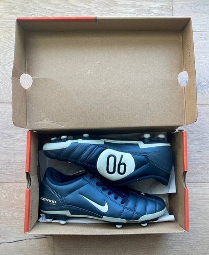 Nuove 2005 nike total - nuove,
